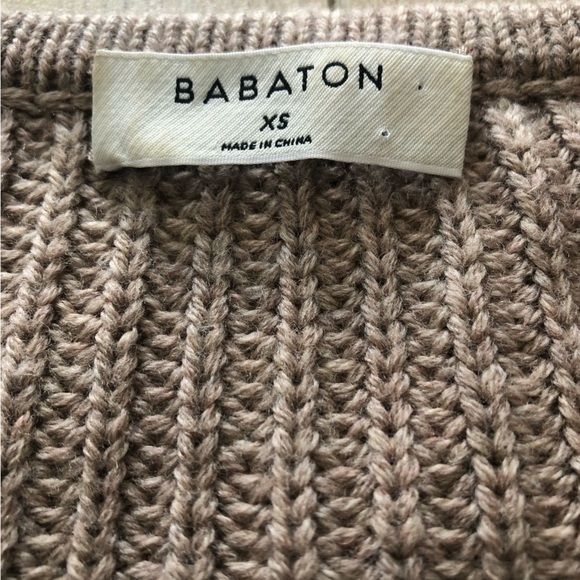 Aritzia Babaton 100% Merino Wool Balloon Sleeve Sweater in Light Brown Size XS - Picture 7 of 10
